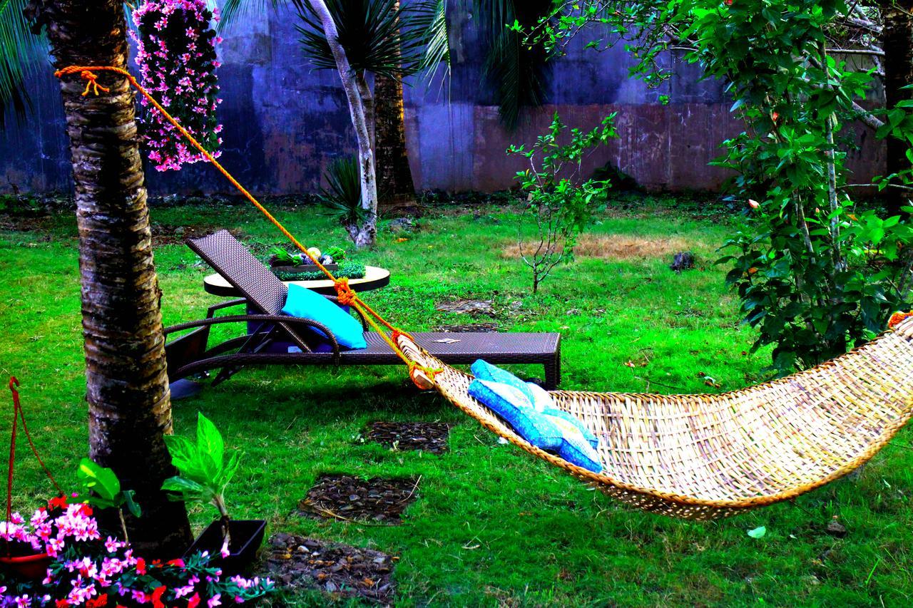 Sea Breeze Hostel - Alona Beach Panglao-stad Buitenkant foto